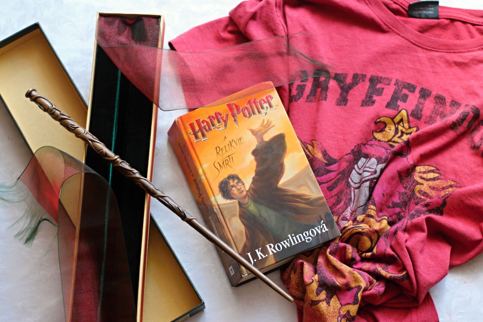 Canon EOS 1100D (EOS Rebel T3 / EOS Kiss X50) + Canon EF 50mm F1.8 II sample photo. Harry potter, warts, castle photography