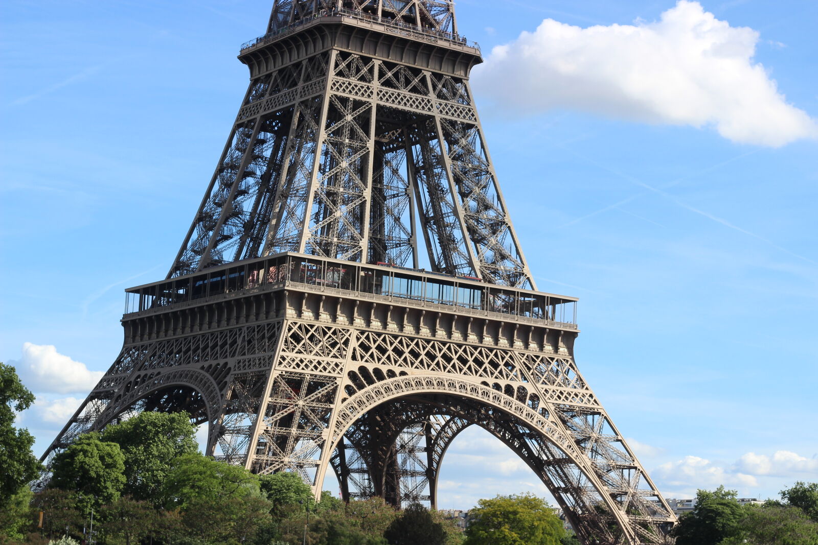 Canon EOS 600D (Rebel EOS T3i / EOS Kiss X5) + Canon EF 50mm F1.8 STM sample photo. Boat, boats, bridge, eiffel photography