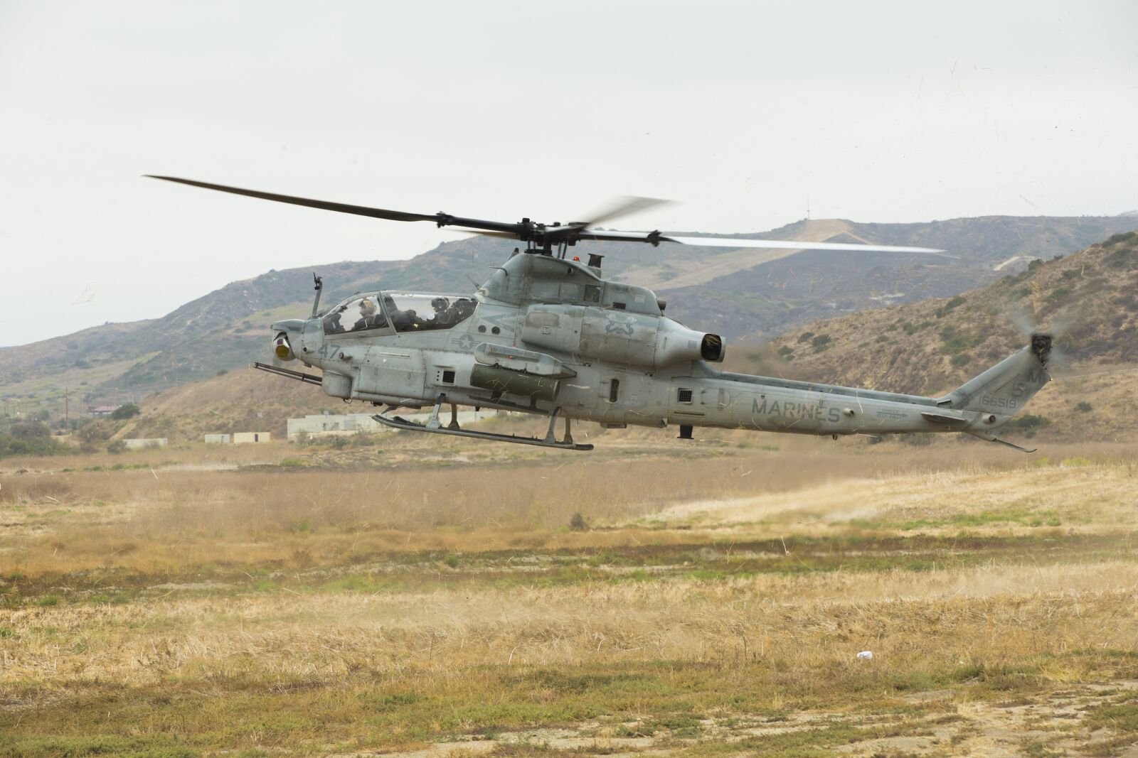 Canon EOS-1D X + Canon EF 70-200mm F2.8L IS II USM sample photo. Ah-1z viper, helicopter, attack photography
