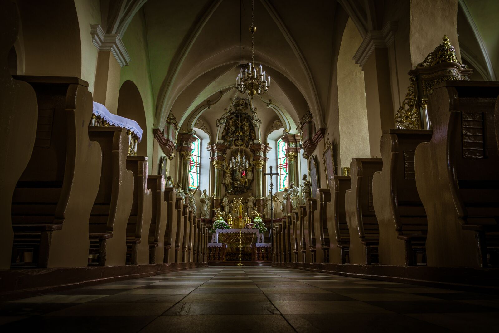 Sigma 17-50mm F2.8 EX DC HSM sample photo. Church, interior of the photography