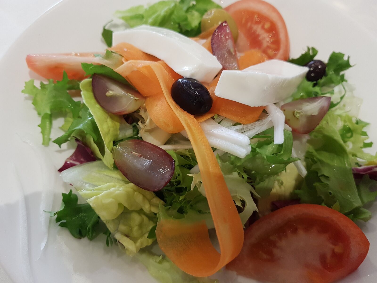 Samsung Galaxy S7 Edge sample photo. Salad, lettuce, food photography