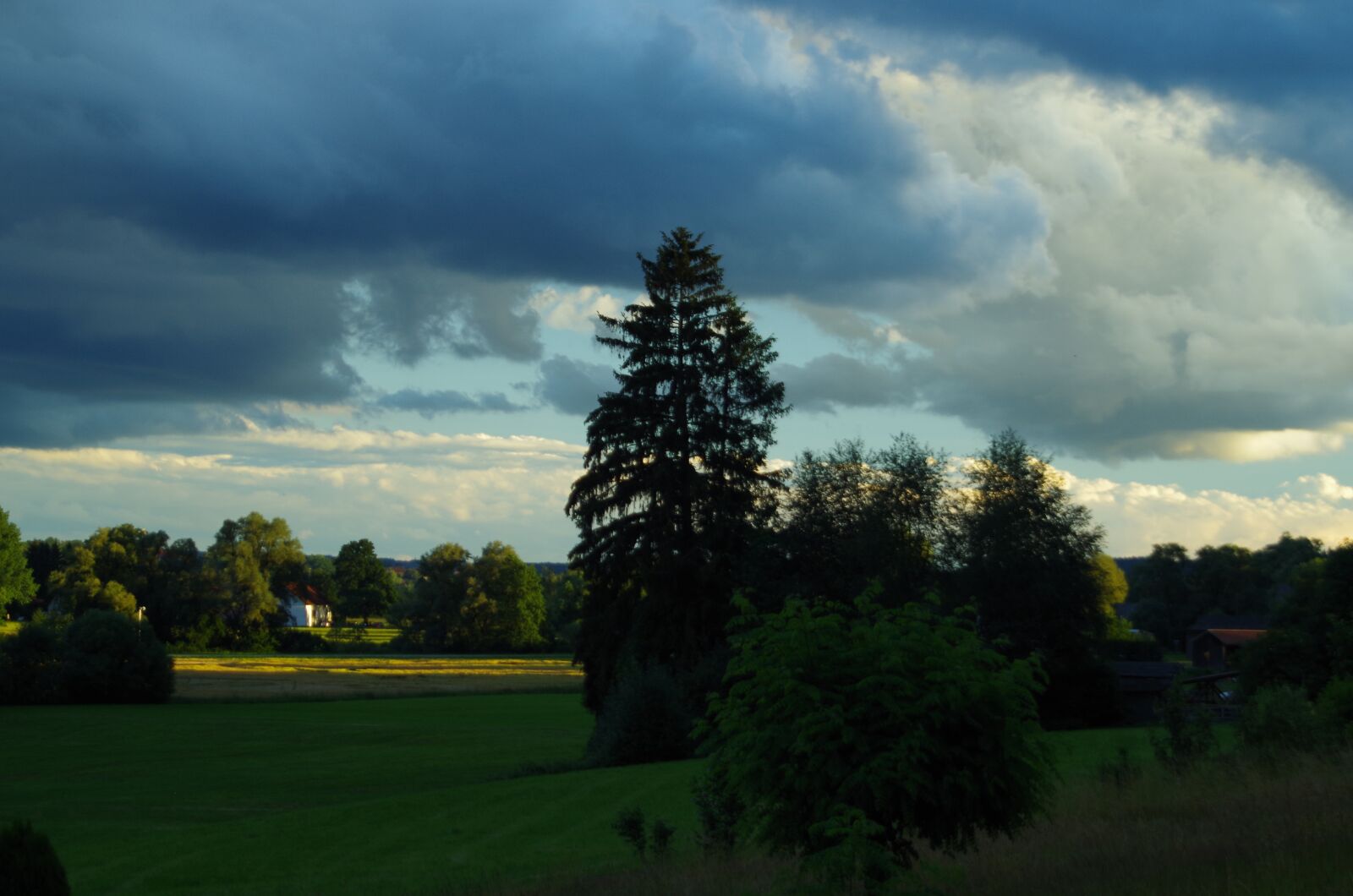 Pentax K-50 sample photo. Landscape, thunderstorm, nature photography