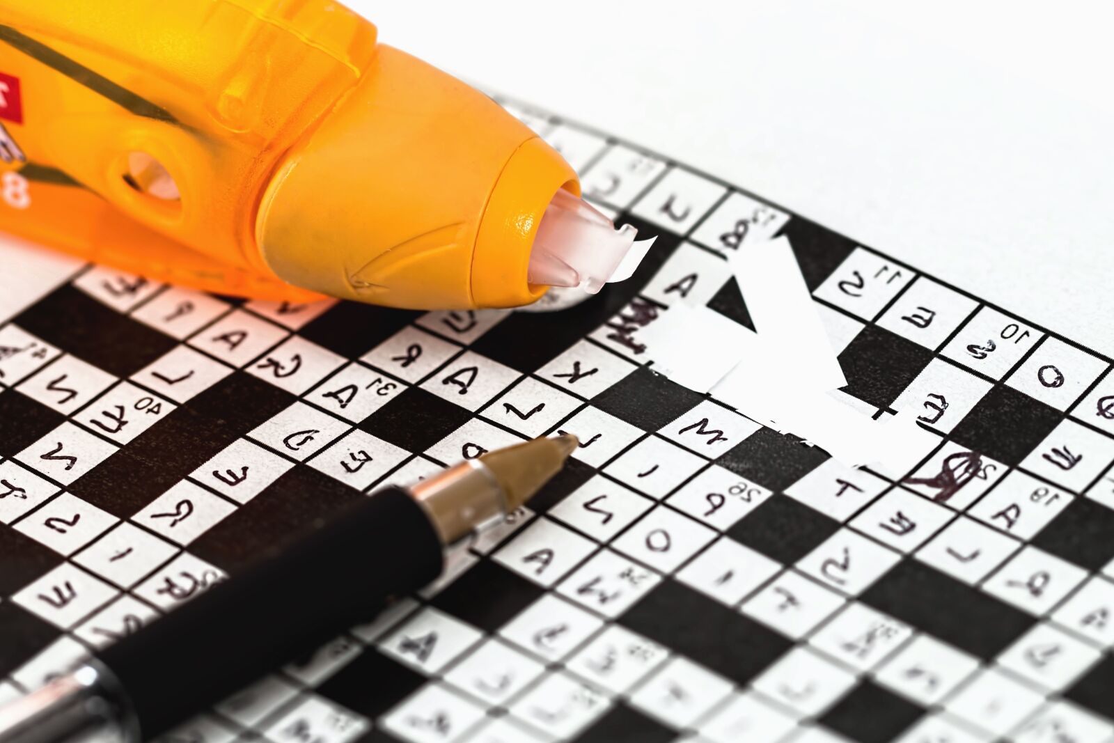 Canon EOS 70D sample photo. Puzzle, game, pencil, word photography