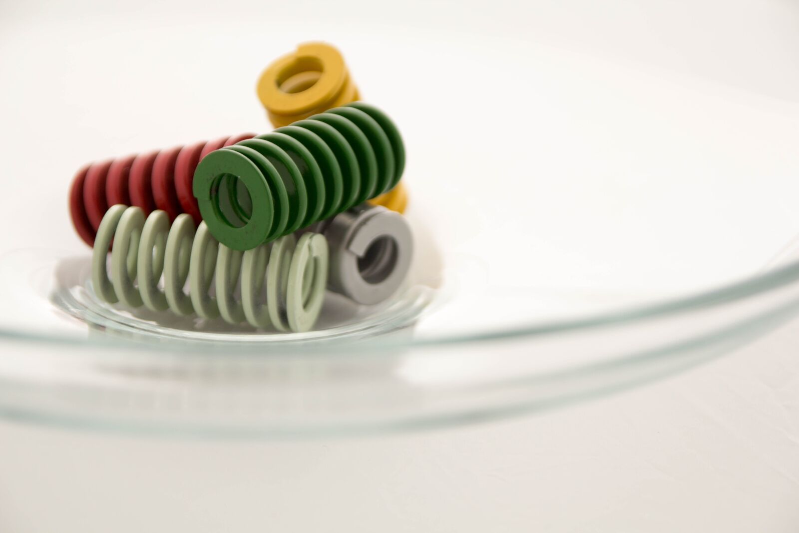 Canon EOS 60D sample photo. Tortiglioni, dish, mechanics photography