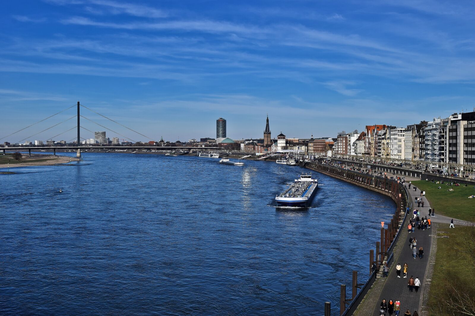 Nikon D3300 sample photo. Skyline, rhine, düsseldorf photography