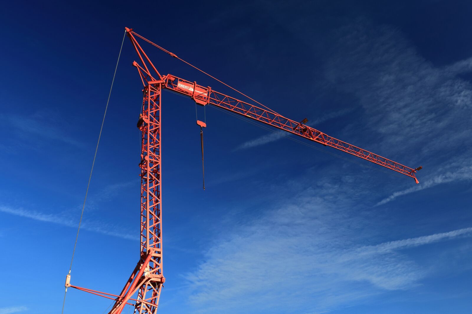 Canon EOS 80D sample photo. Crane, baukran, site photography