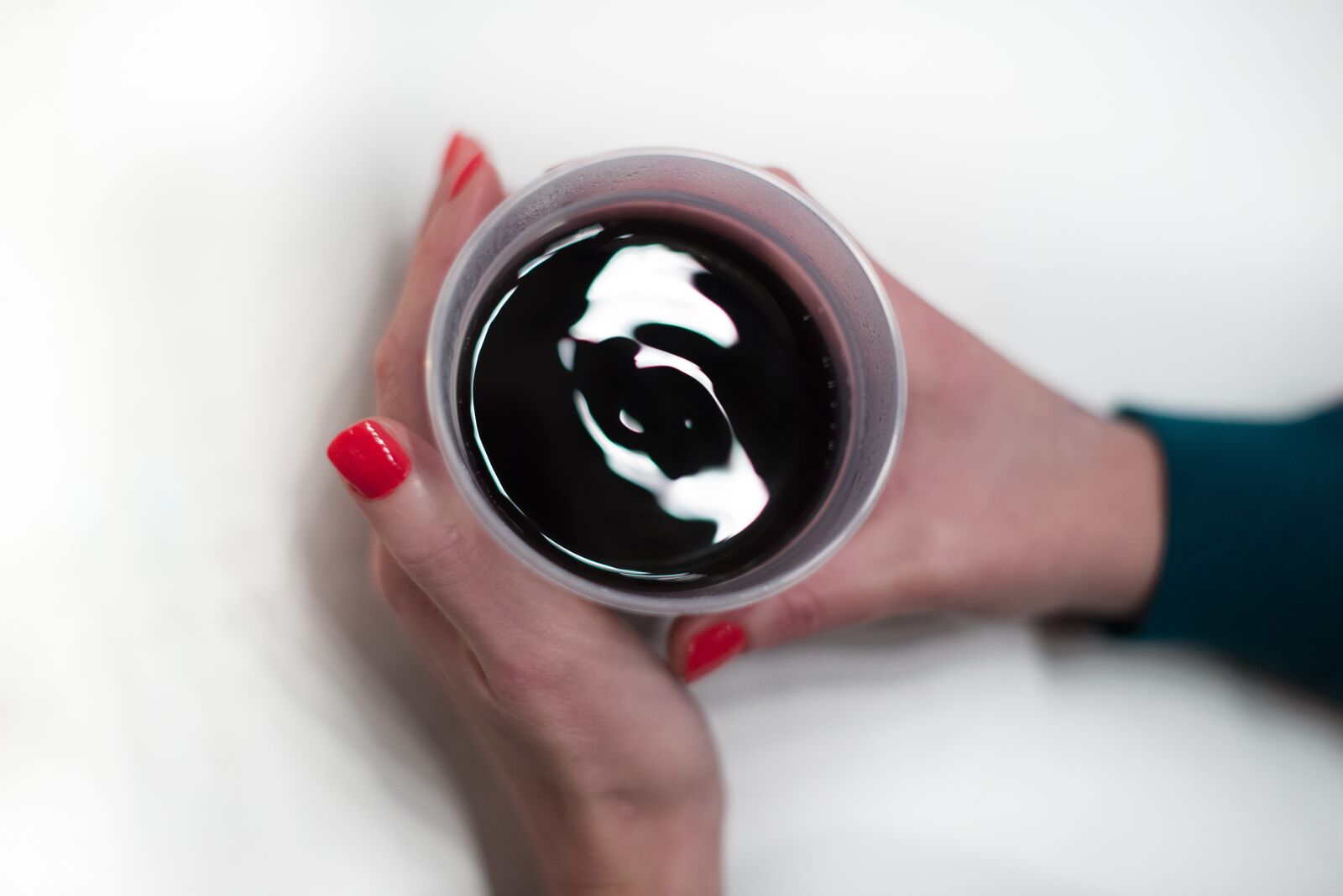 Nikon D610 sample photo. Beverage, hot, hands photography