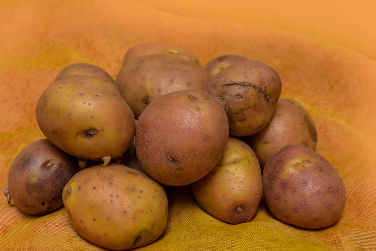 Nikon D3400 sample photo. Potatos, food, nutrition photography