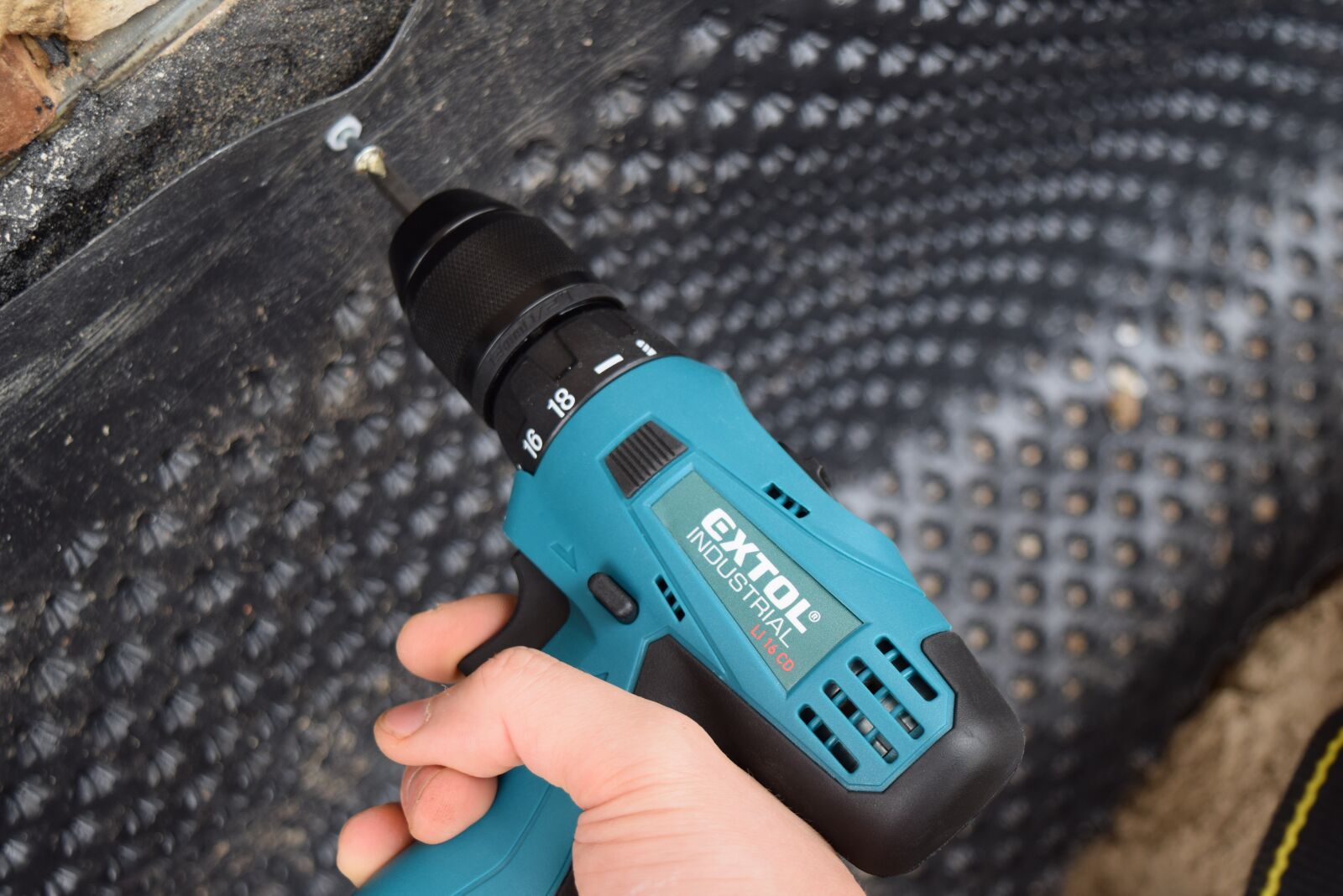 Nikon D5300 sample photo. Accumulator drill, drill, battery photography