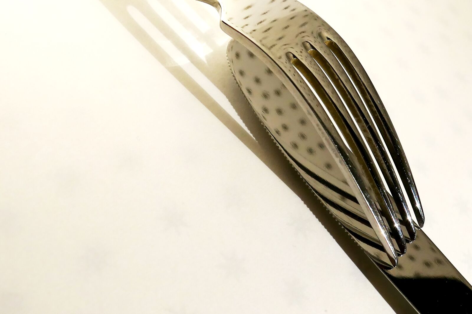 Panasonic Lumix DMC-LX10 (Lumix DMC-LX15) sample photo. Cutlery, knife, fork photography