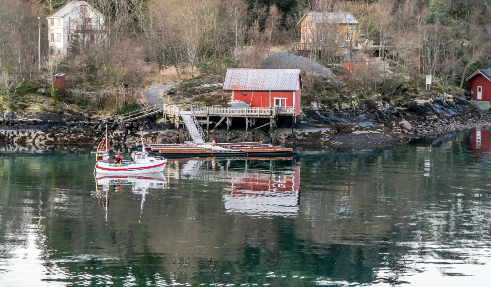 Sony a7R II + Sony FE 24-240mm F3.5-6.3 OSS sample photo. Norway, coast line, water photography