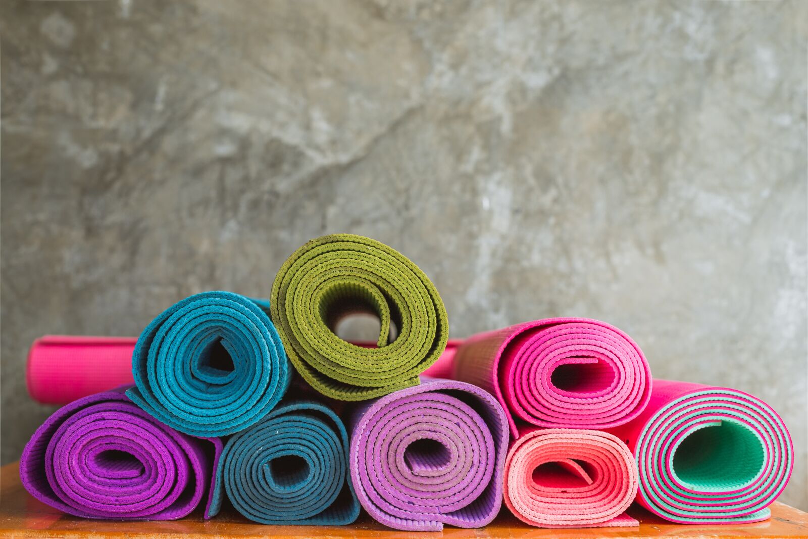 Canon EOS 6D Mark II + Canon EF 50mm F1.4 USM sample photo. Yoga, yoga mats, colorful photography