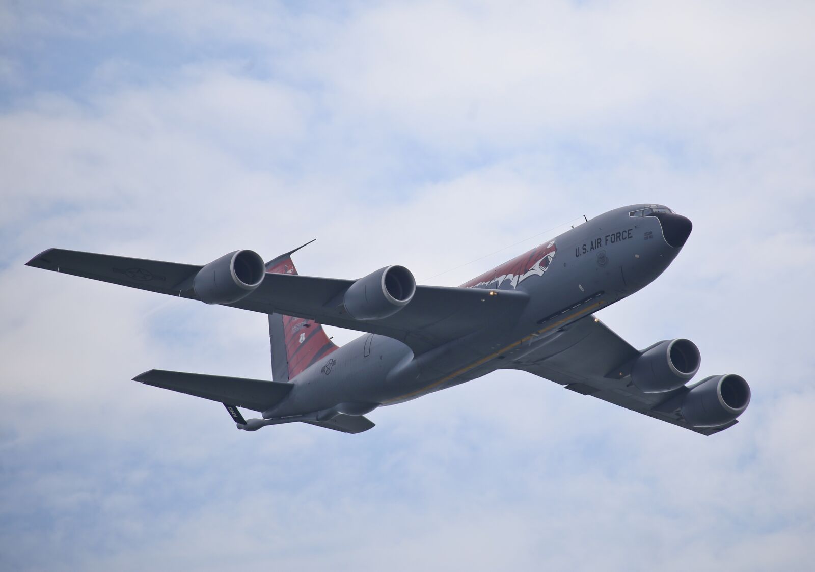 Canon EF 100-400mm F4.5-5.6L IS USM sample photo. Stratotanker, kc-135r, flight photography