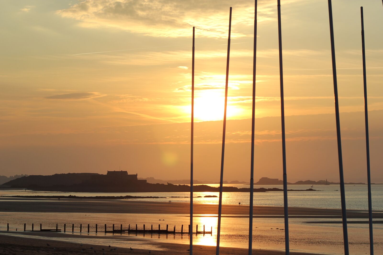 Canon EOS 550D (EOS Rebel T2i / EOS Kiss X4) sample photo. Saint malo, st malo photography