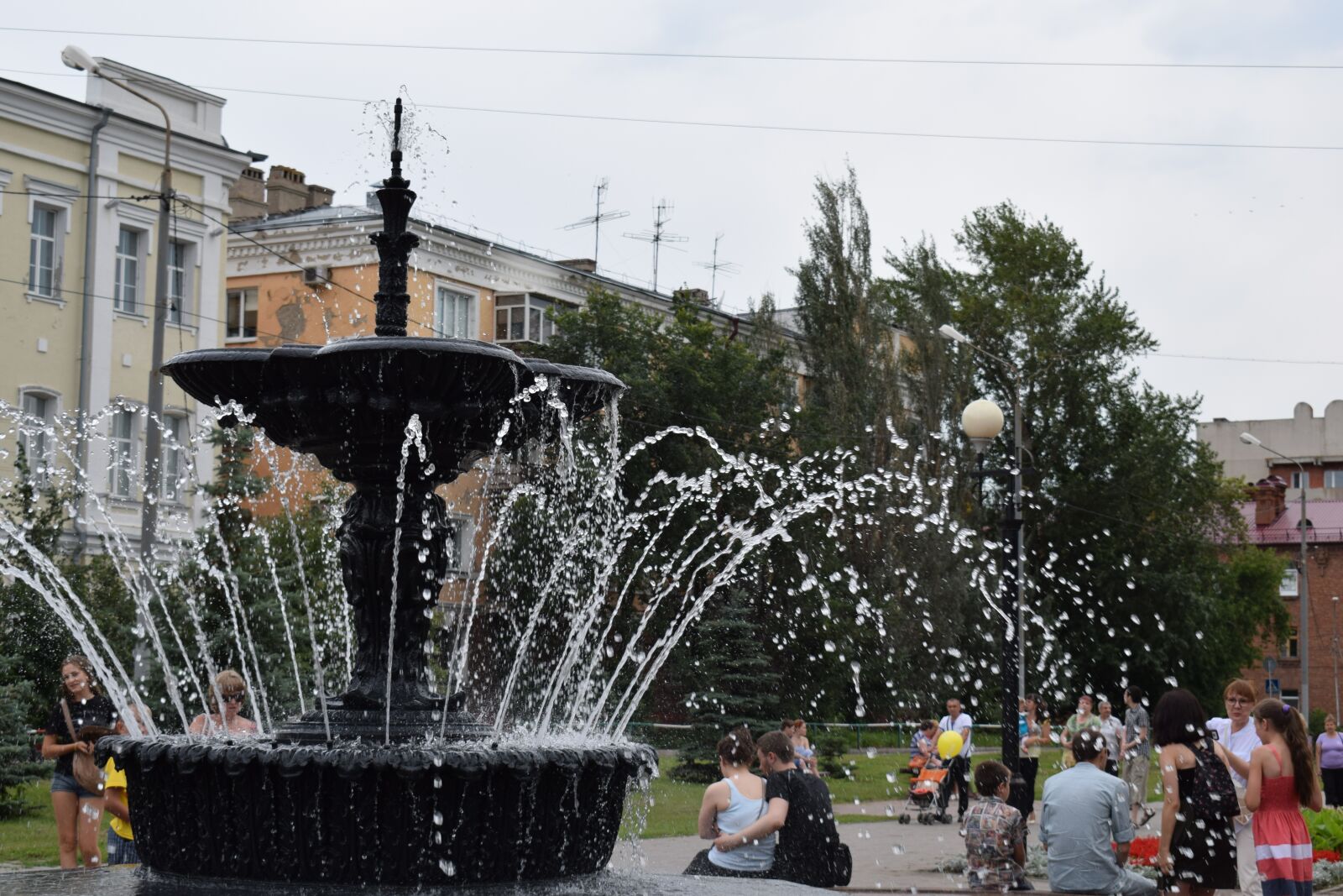 Nikon D3300 sample photo. Fountain, city, sculpture photography