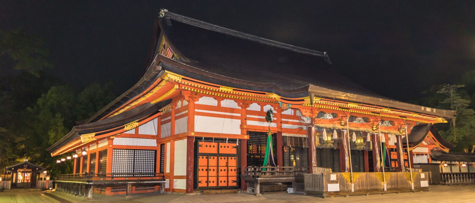 Sony a7R II + Sony FE 24-240mm F3.5-6.3 OSS sample photo. Gion, kyoto, japan photography