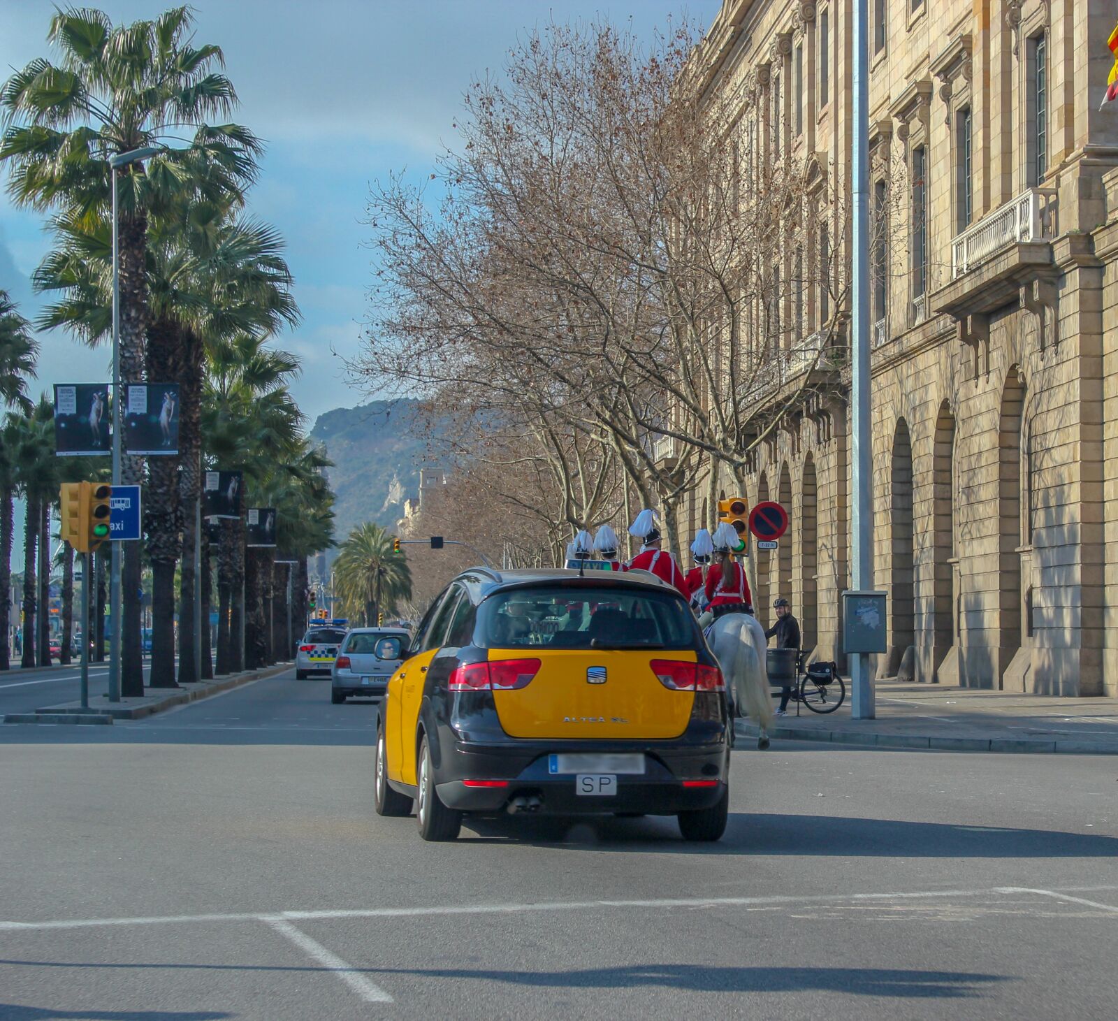Canon EOS 550D (EOS Rebel T2i / EOS Kiss X4) sample photo. Spain, taxi, barcelona photography