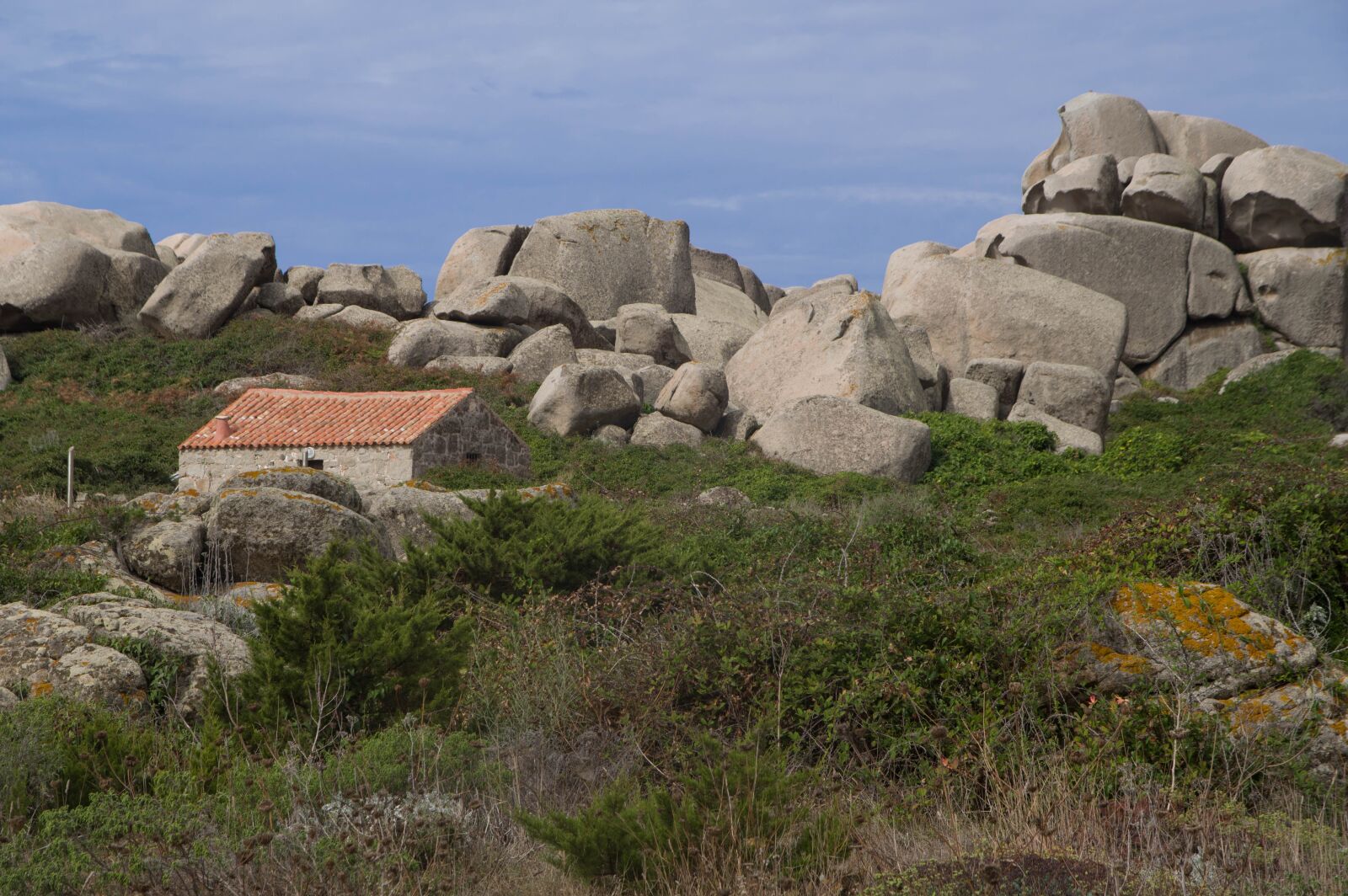 Pentax KP sample photo. Corsican, lavezzi isles, sheepfold photography