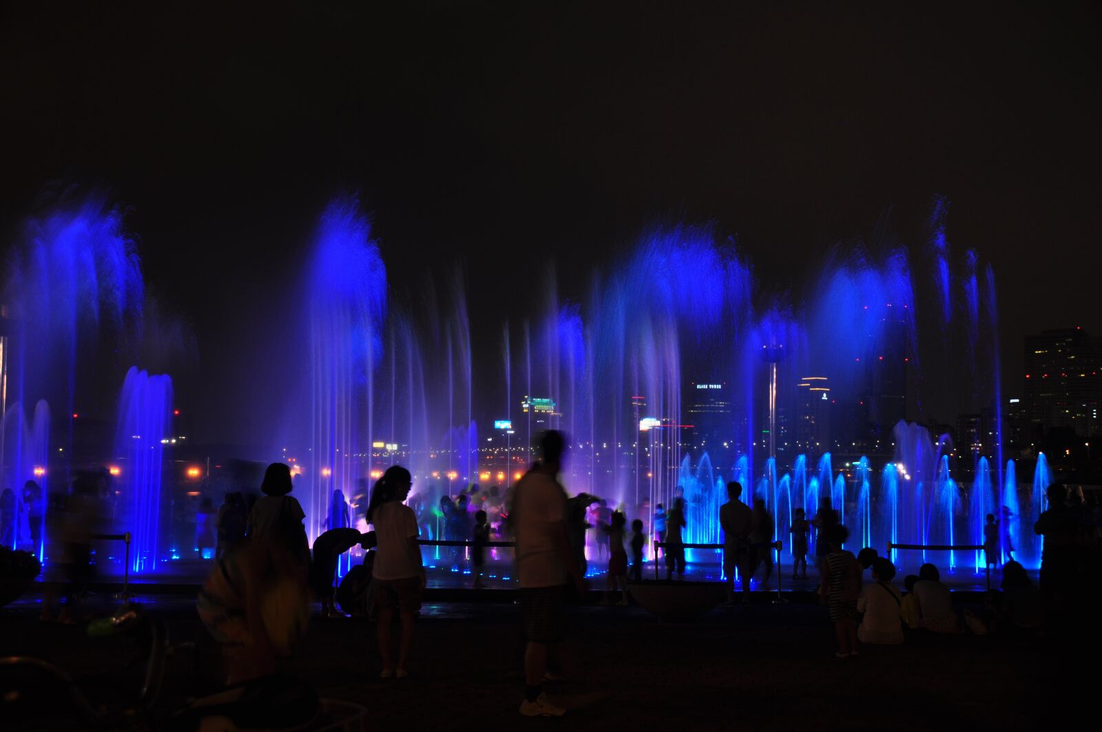 Nikon D90 sample photo. Night view, musical fountain photography