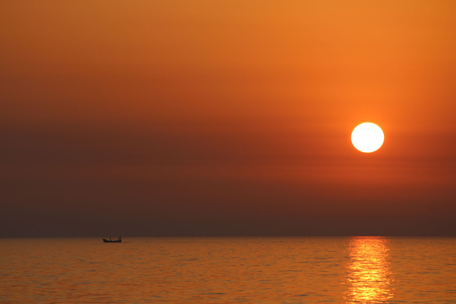 Canon EOS 1200D (EOS Rebel T5 / EOS Kiss X70 / EOS Hi) sample photo. Cannon, sunset photography
