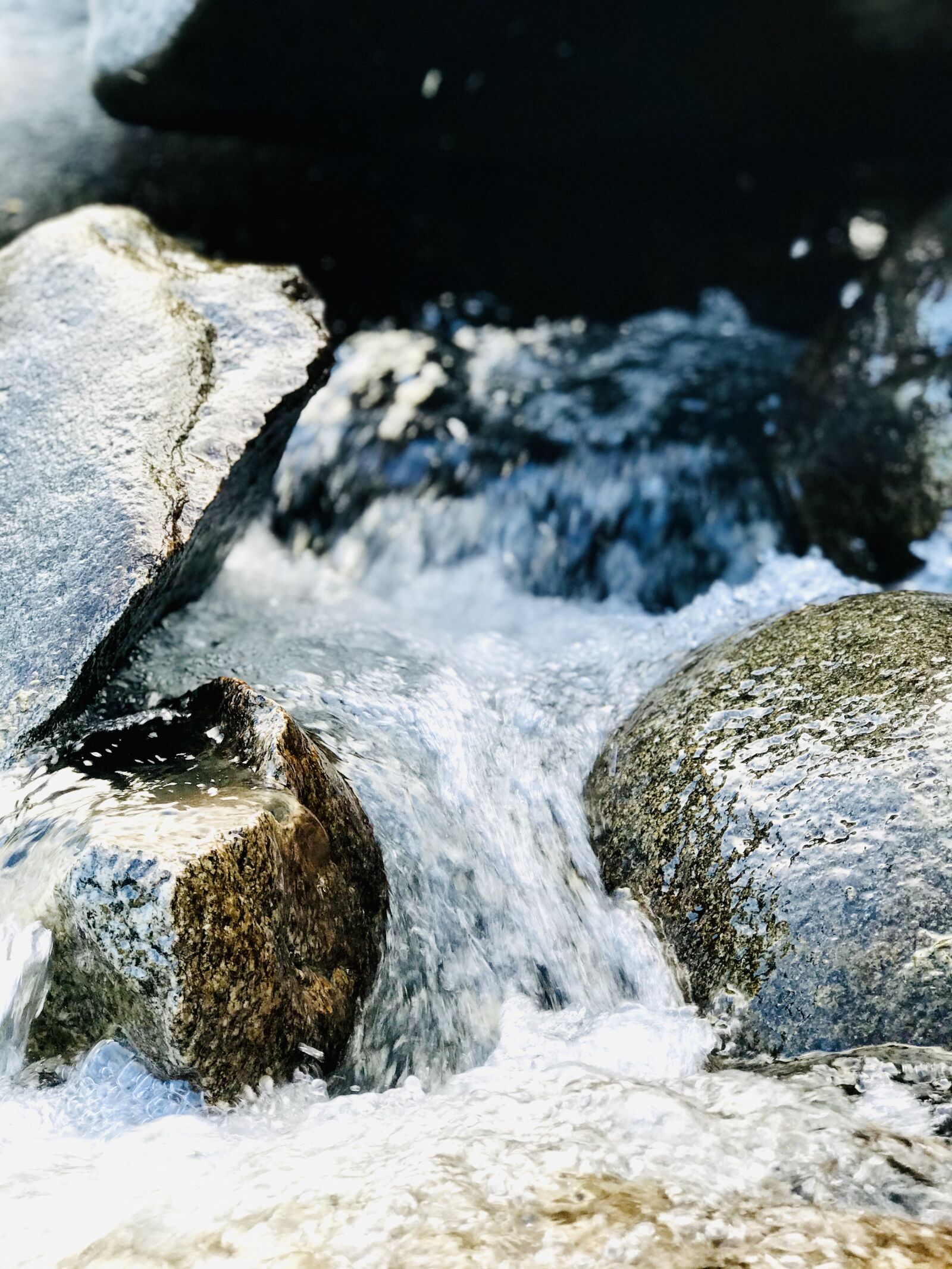 Apple iPhone 7 Plus sample photo. Water, nature, blue photography