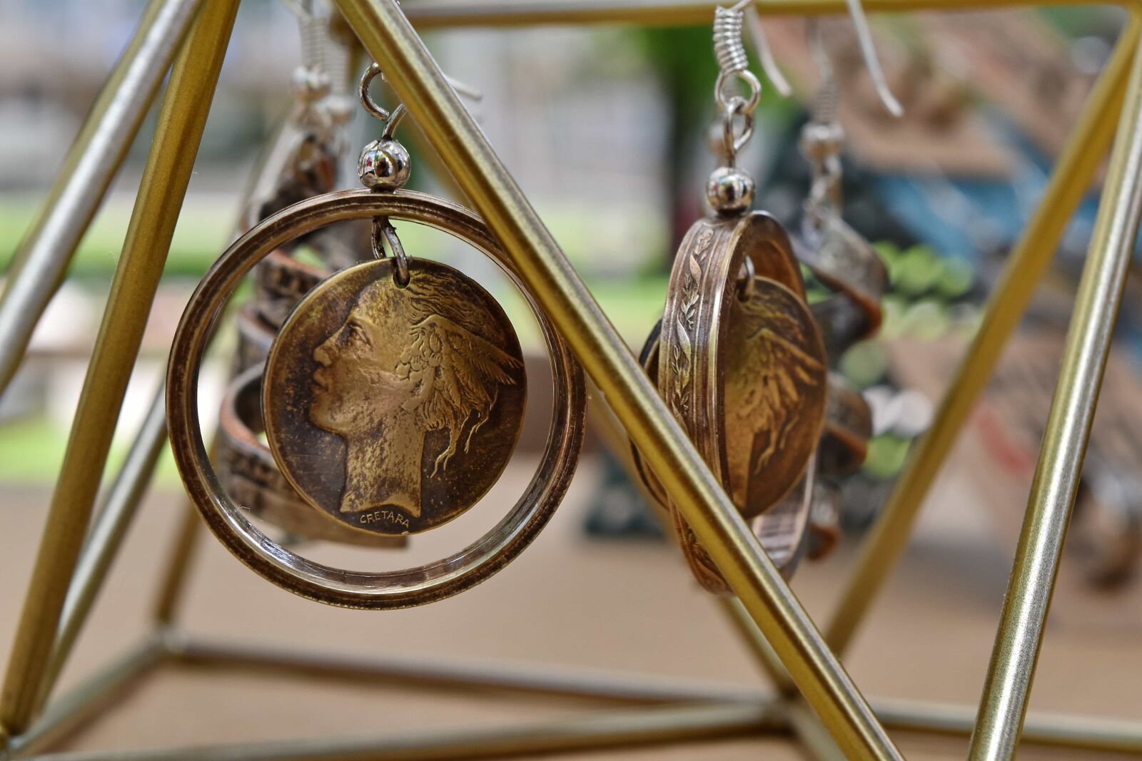 Nikon D5500 sample photo. Handmade, hanging, jewelry, metal photography