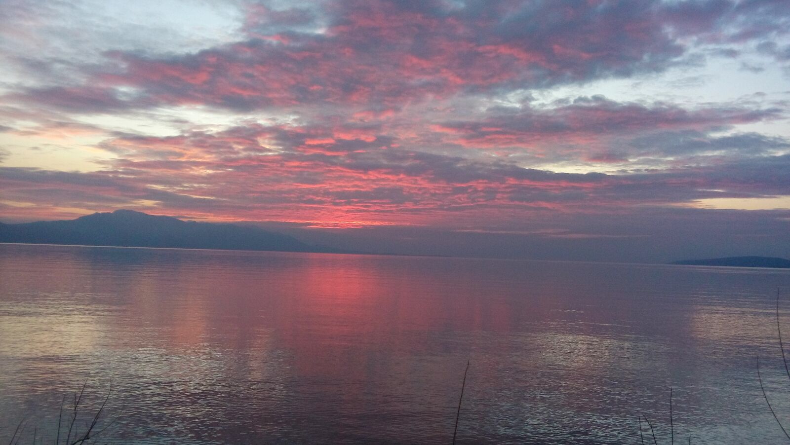 LG LBello sample photo. Sunset, sea, croatia photography