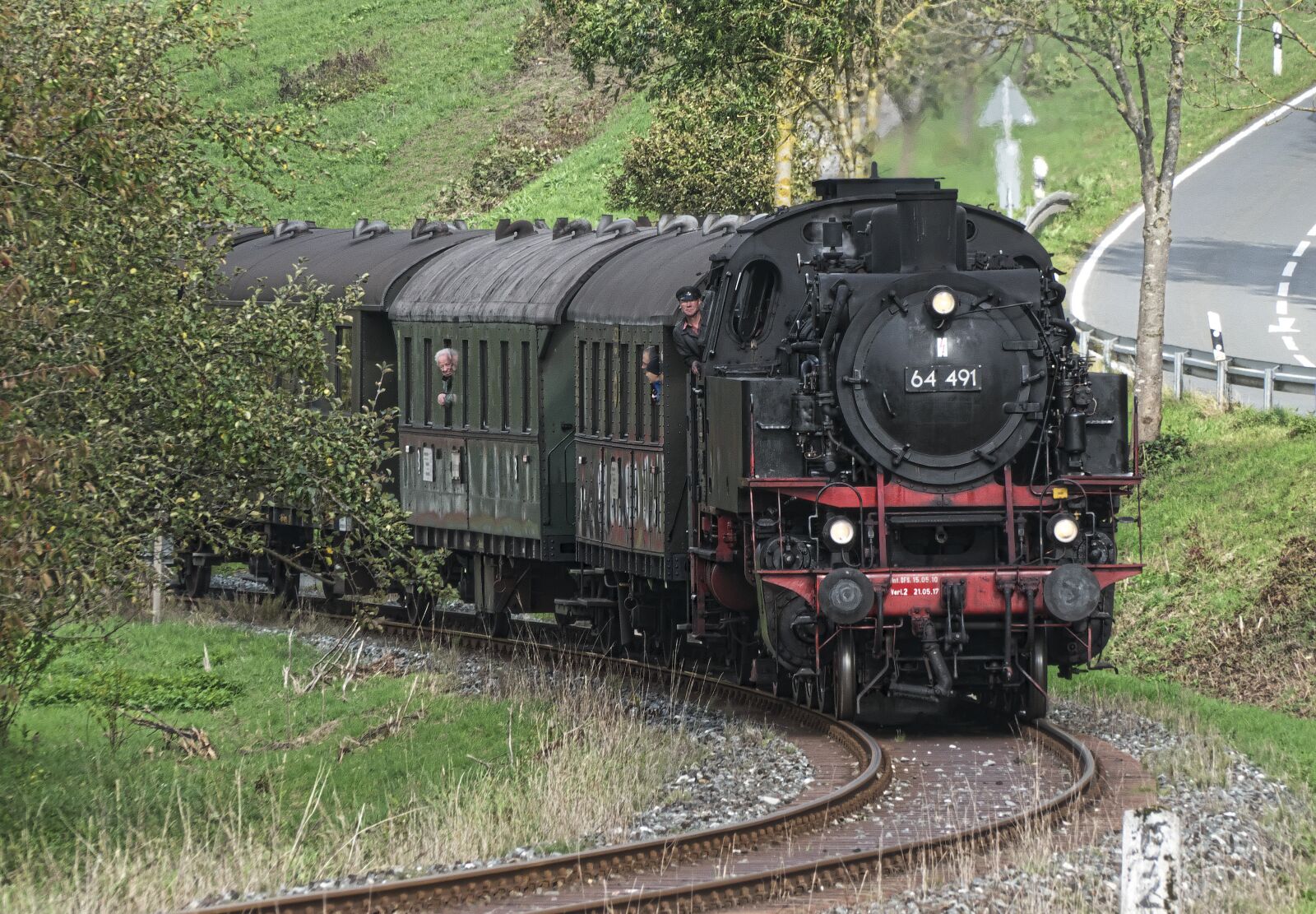 Panasonic Lumix DMC-FZ1000 sample photo. Steam locomotive, tank locomotive photography