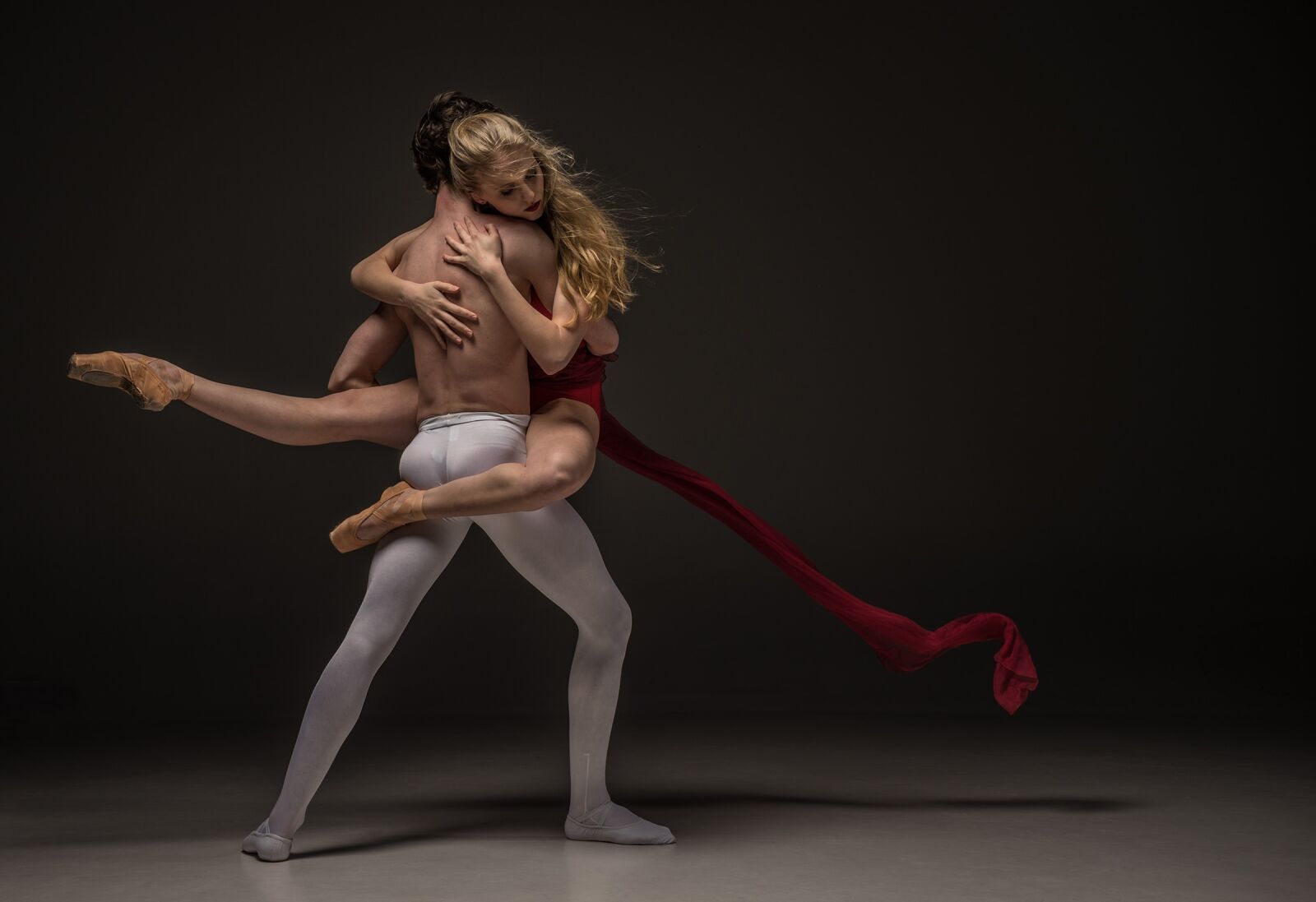 Sony a7 + Sony FE 28-70mm F3.5-5.6 OSS sample photo. Ballerina, ballet, dancers photography