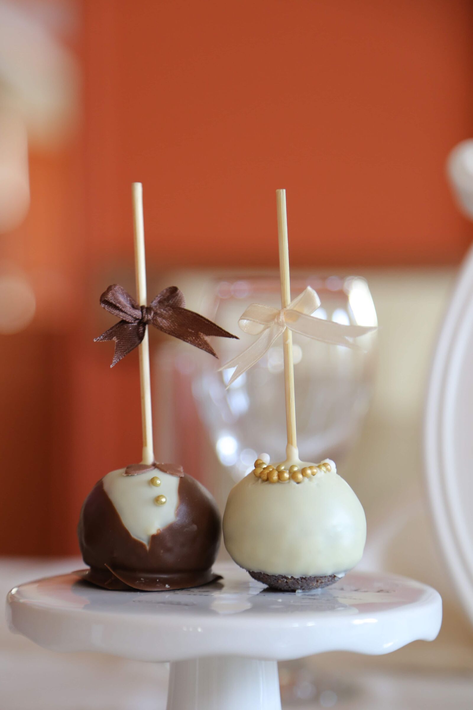 Canon EF 24-105mm F4L IS USM sample photo. Candy, chocolates, decorative, lollipop photography