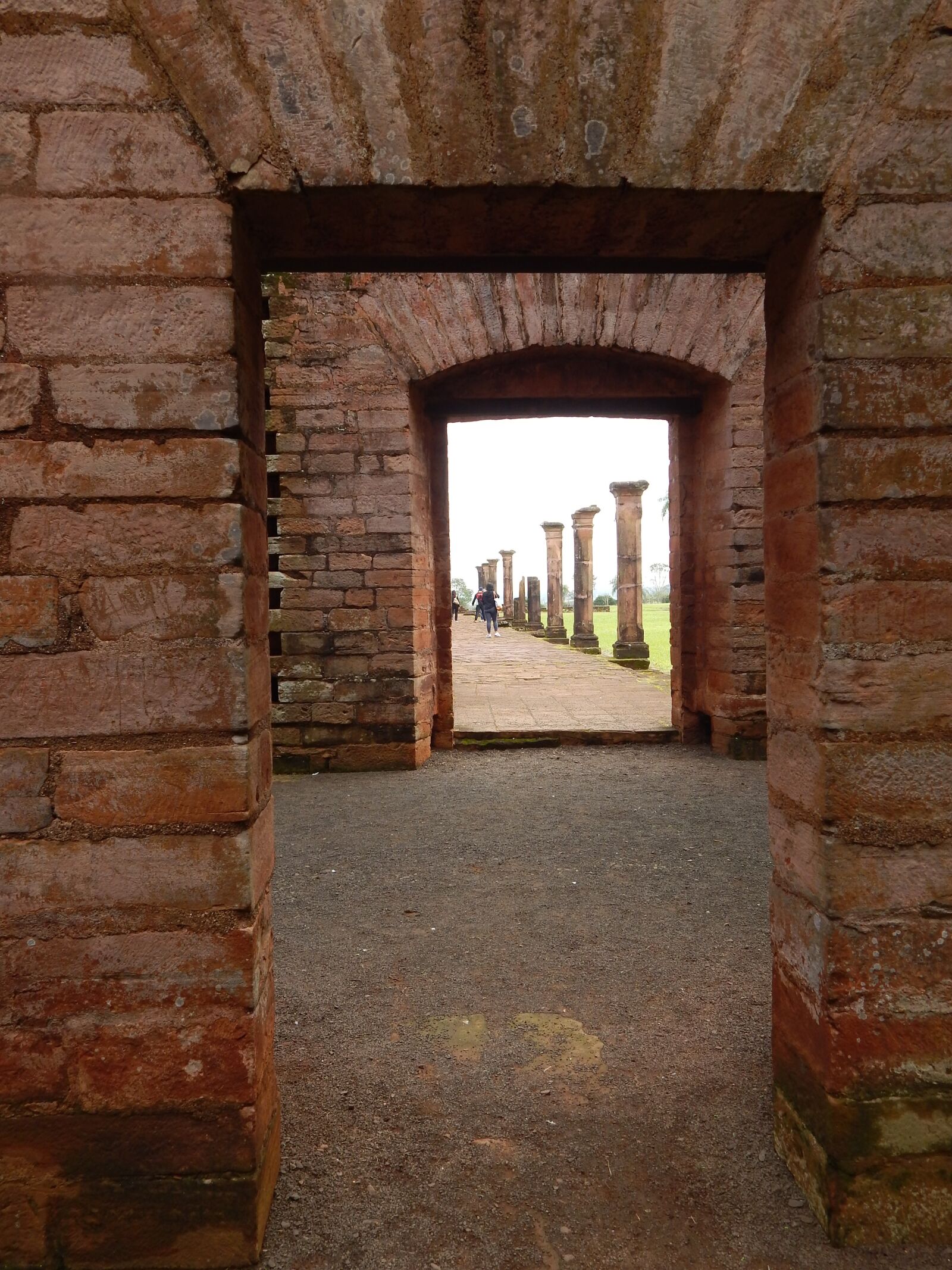 Nikon Coolpix L830 sample photo. Ruin, war, paraguay photography