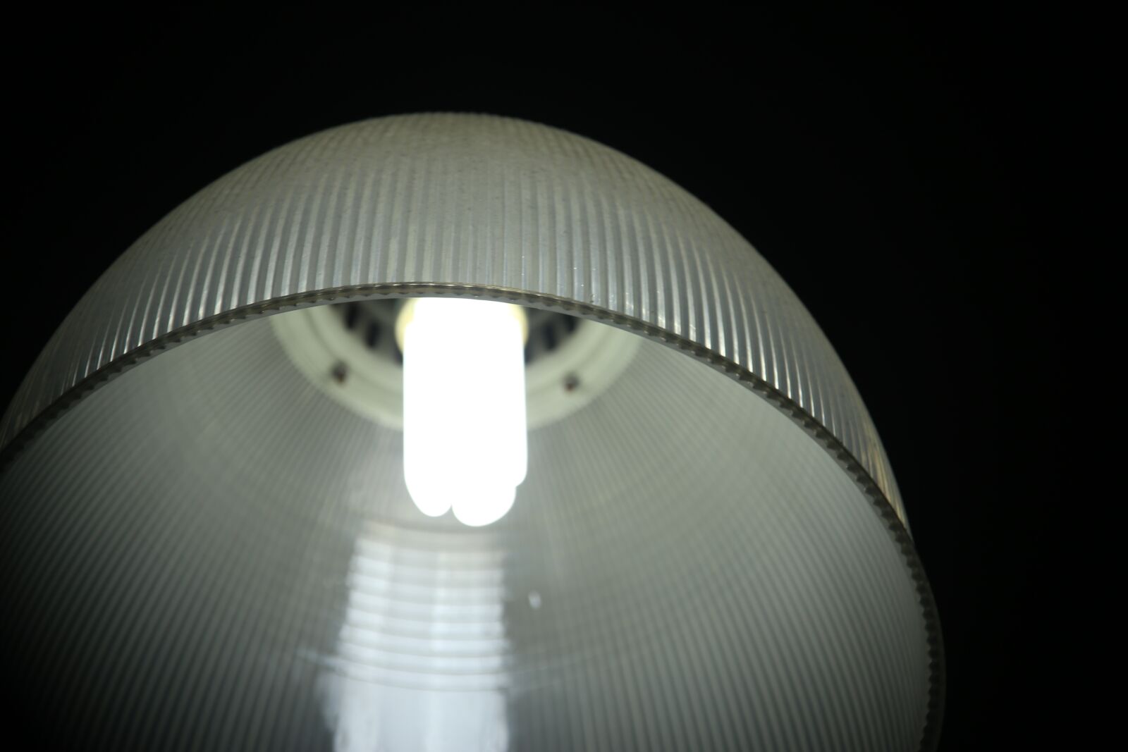 Canon EOS 6D sample photo. Lamp, light, decoration photography