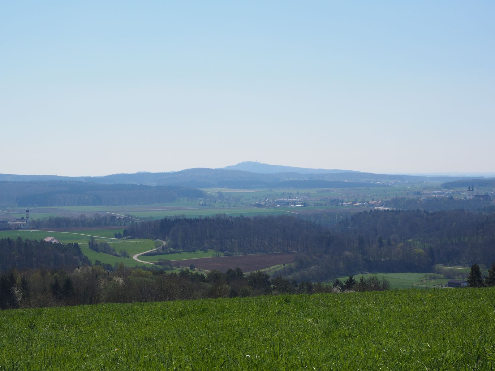 Olympus OM-D E-M1 + Olympus M.Zuiko Digital ED 12-40mm F2.8 Pro sample photo. Reported, fields, lauterach photography