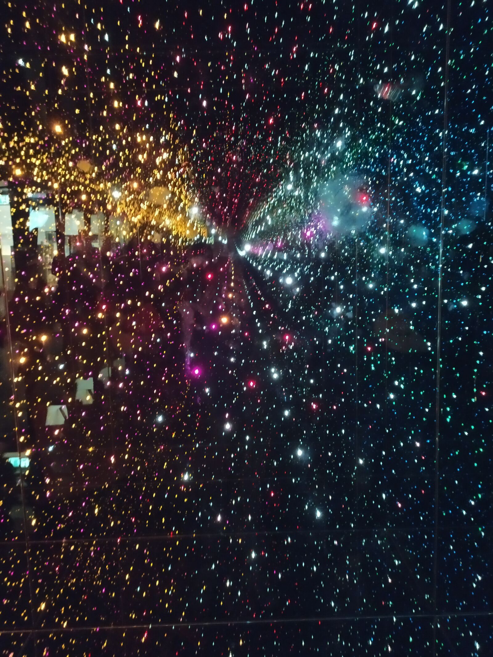 Xiaomi Redmi Note 7 sample photo. Colors, sparks, multicolor photography