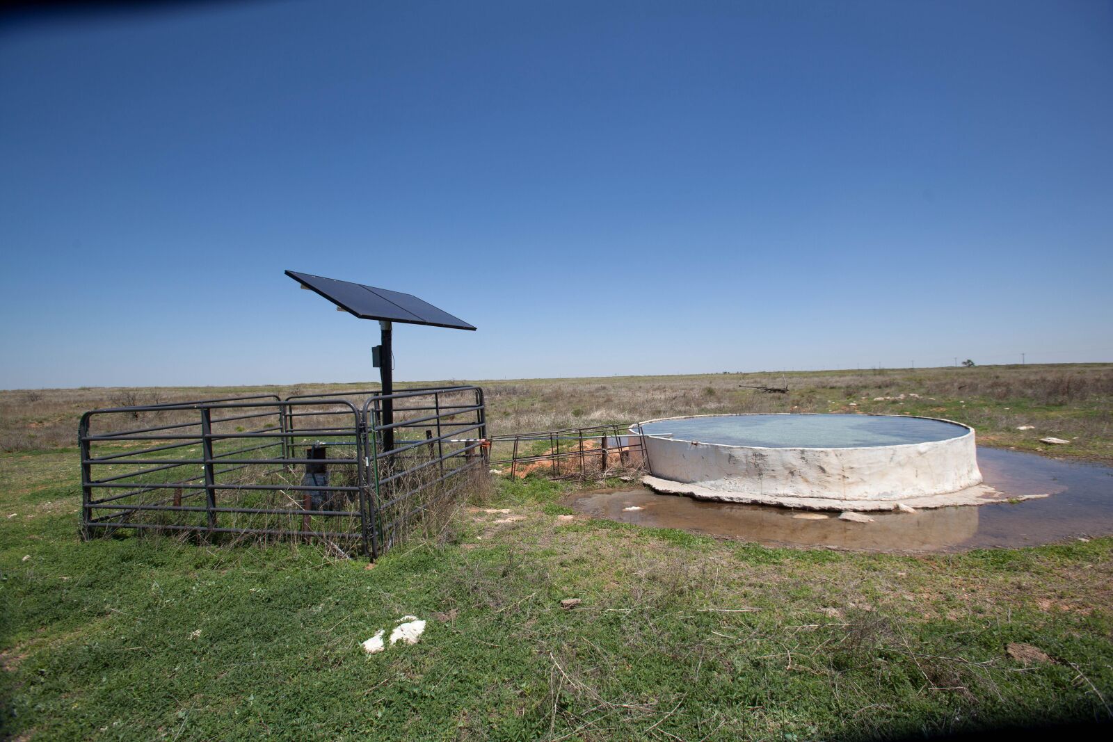 Canon EOS 5D Mark II sample photo. Solar, water, tank photography