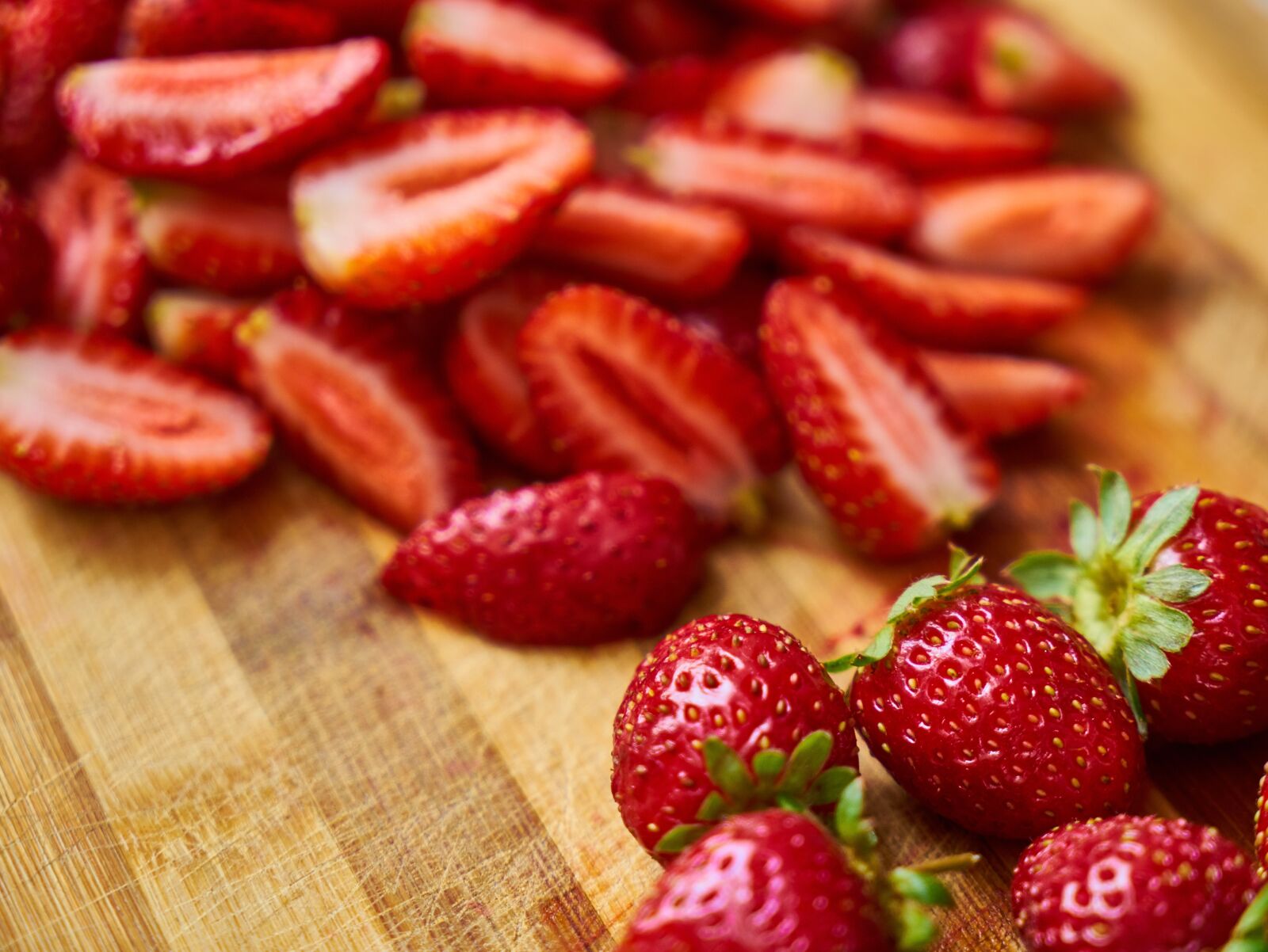 Sony a7R II sample photo. Strawberry, fruit, red photography