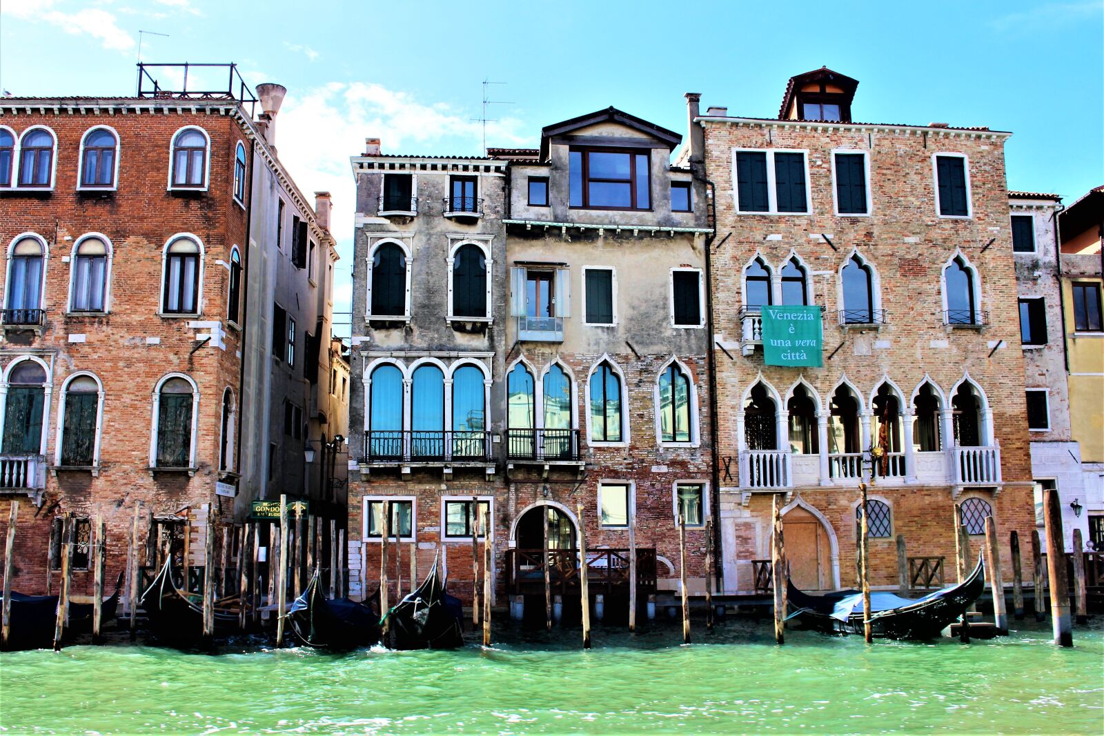 Canon EOS 700D (EOS Rebel T5i / EOS Kiss X7i) sample photo. Venice, italy, architecture photography
