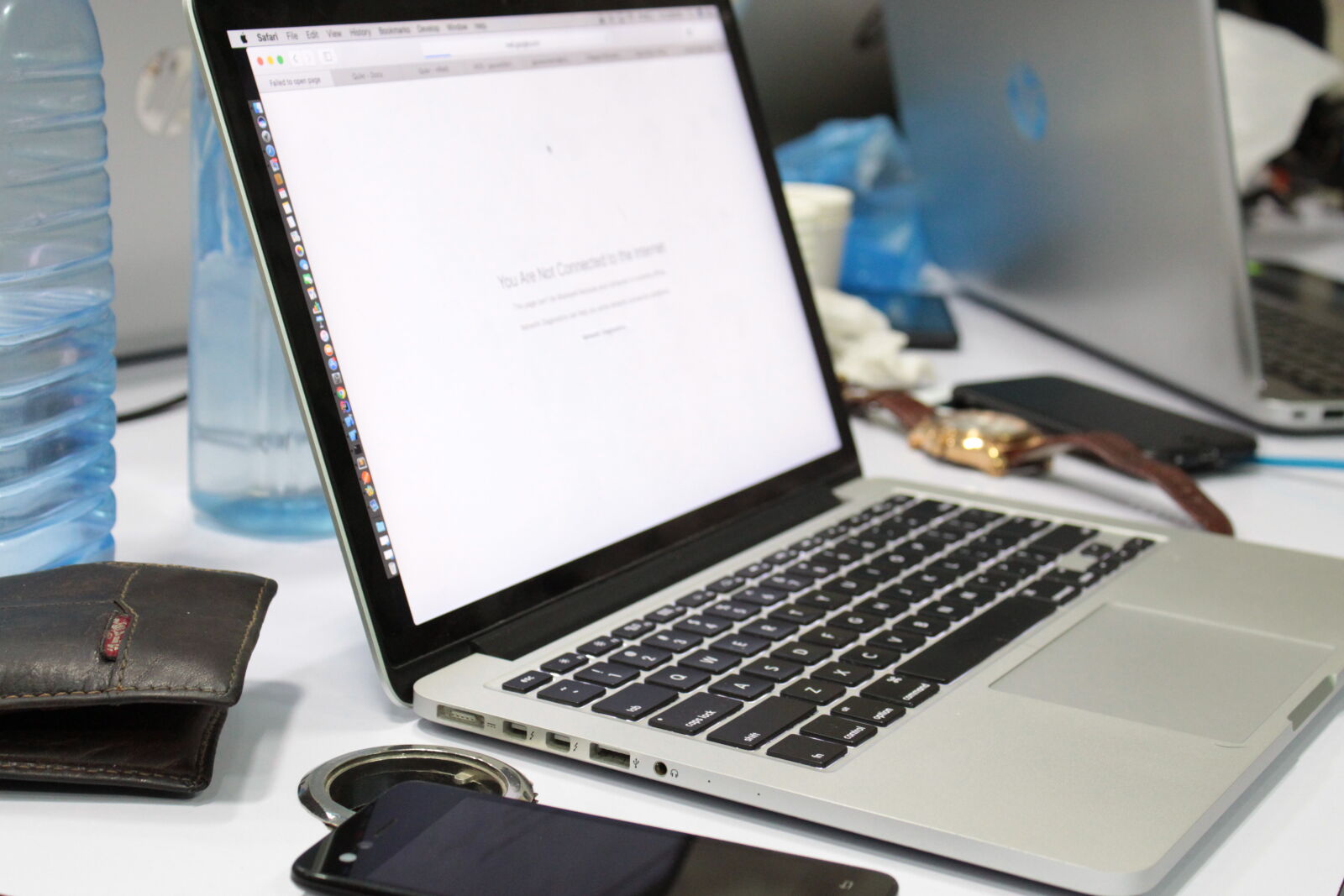 Canon EOS 700D (EOS Rebel T5i / EOS Kiss X7i) sample photo. Apple, apple, keyboard, business photography
