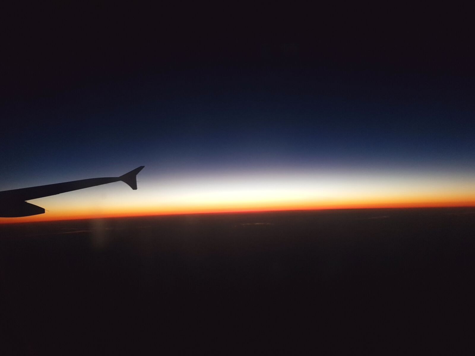 Samsung Galaxy S8 sample photo. Good night, plane, blue photography