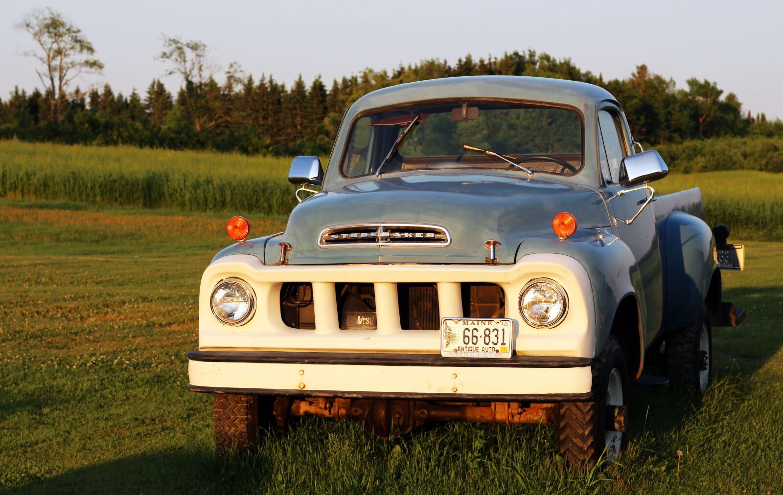 Canon EOS 700D (EOS Rebel T5i / EOS Kiss X7i) sample photo. Studebaker pickup, pickup truck photography