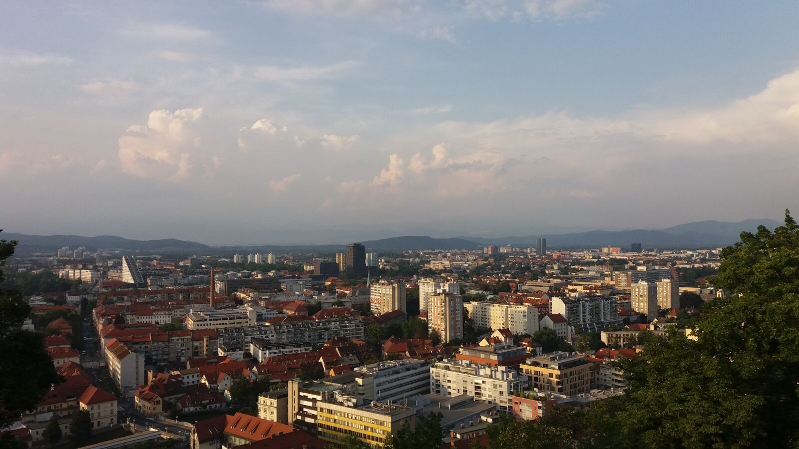 Samsung Galaxy J5 sample photo