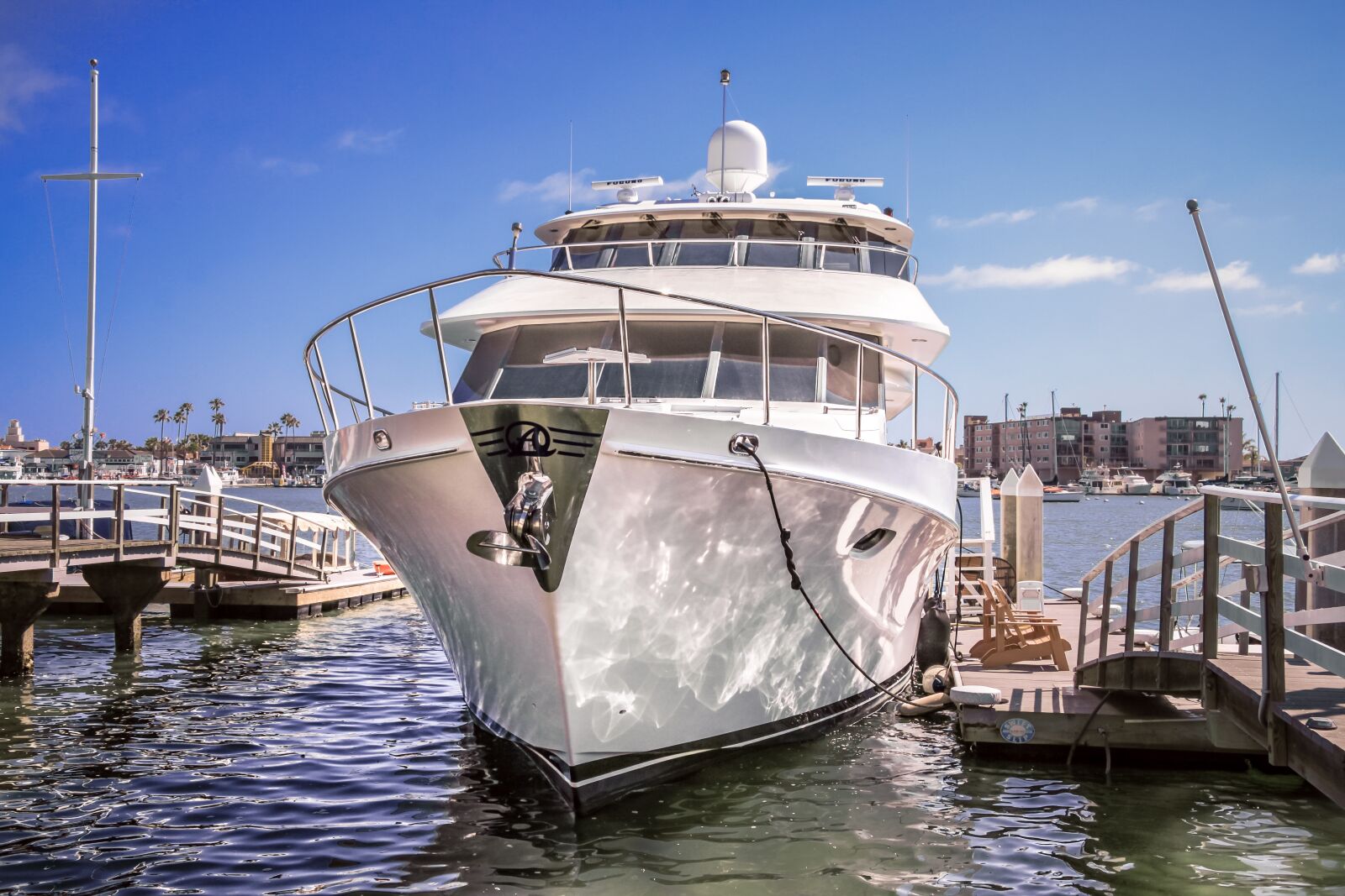 Canon EF-S 17-85mm F4-5.6 IS USM sample photo. Yacht, wealth, california photography