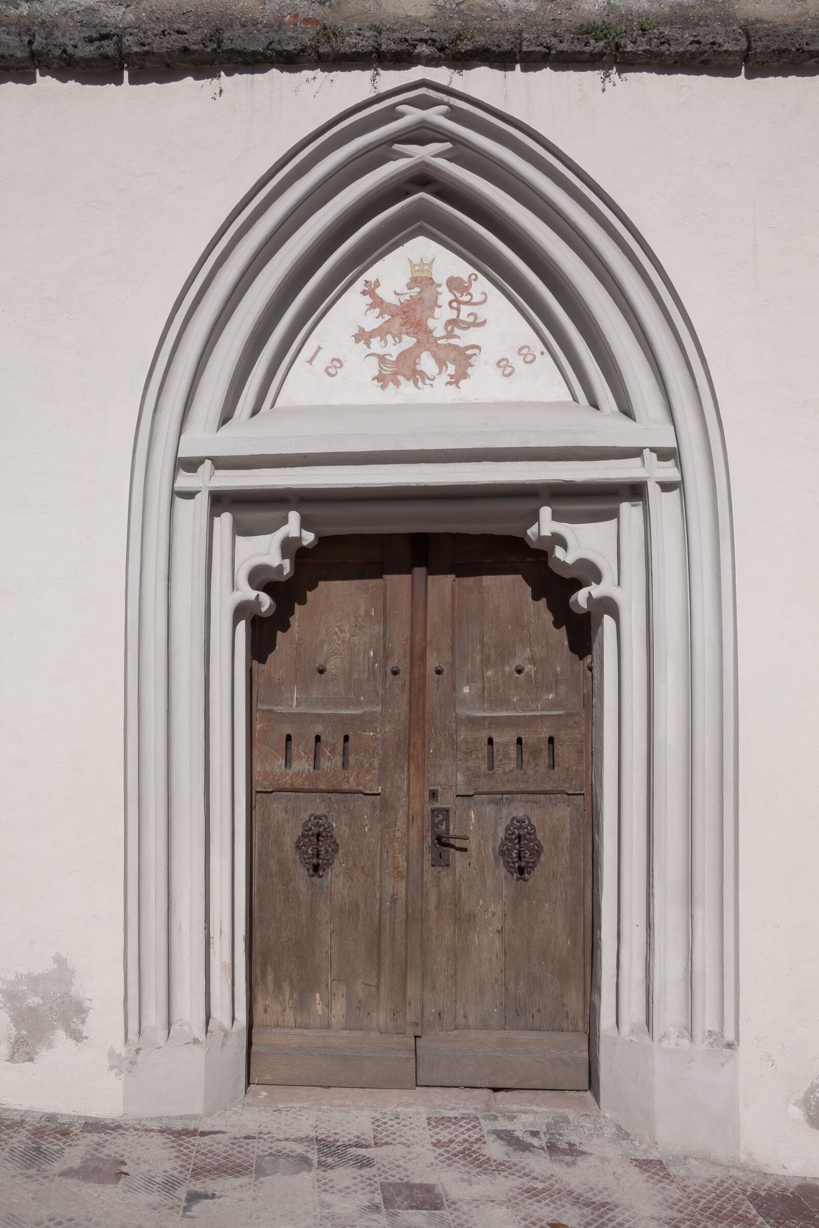 Canon EF-S 17-85mm F4-5.6 IS USM sample photo. Chapel, church, input photography