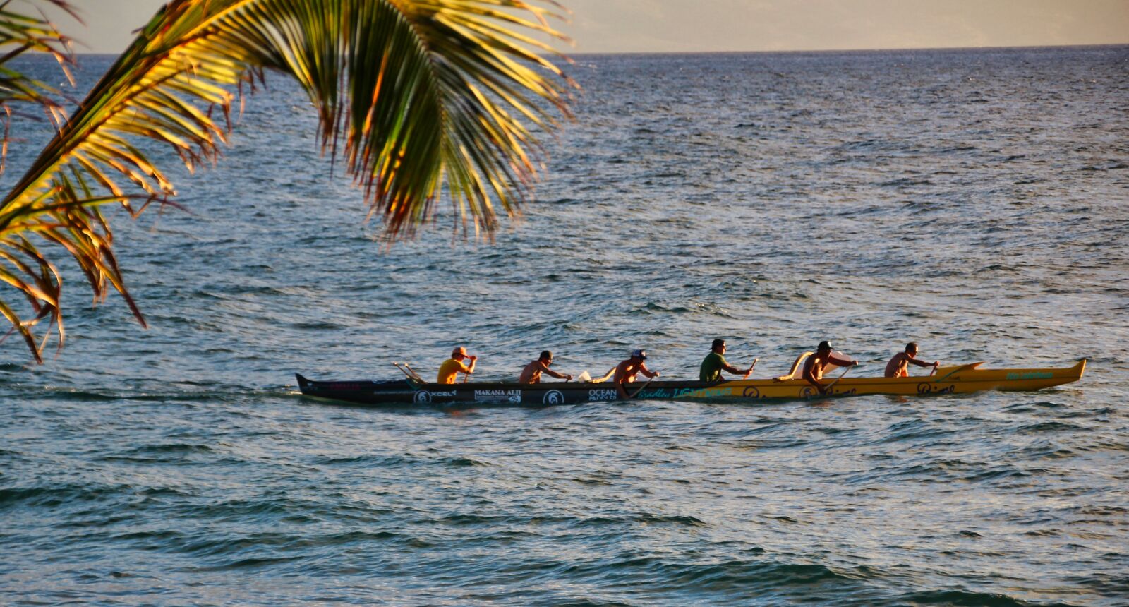 Canon EOS 1200D (EOS Rebel T5 / EOS Kiss X70 / EOS Hi) sample photo. Canoeing, hawaii, sea photography