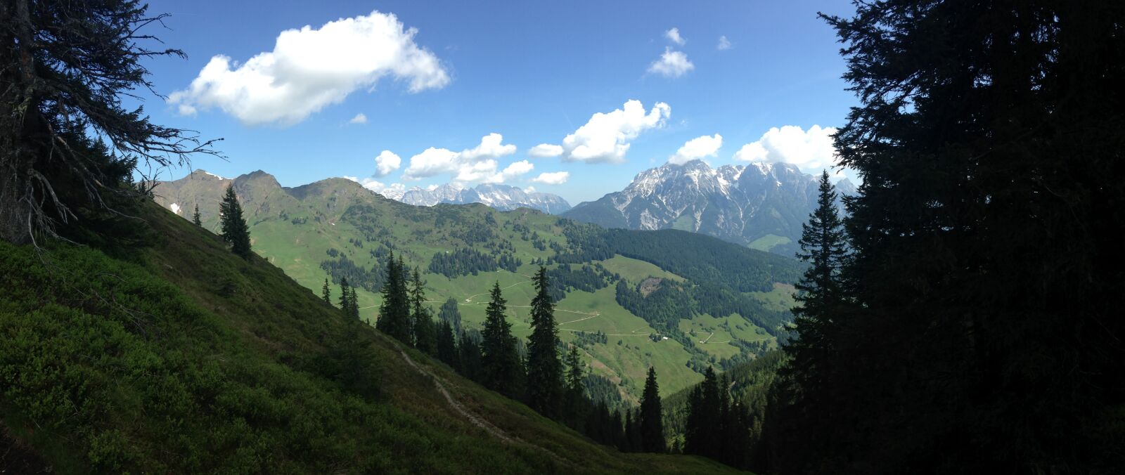 iPhone 5c back camera 4.12mm f/2.4 sample photo. Summer, mountains, clouds photography