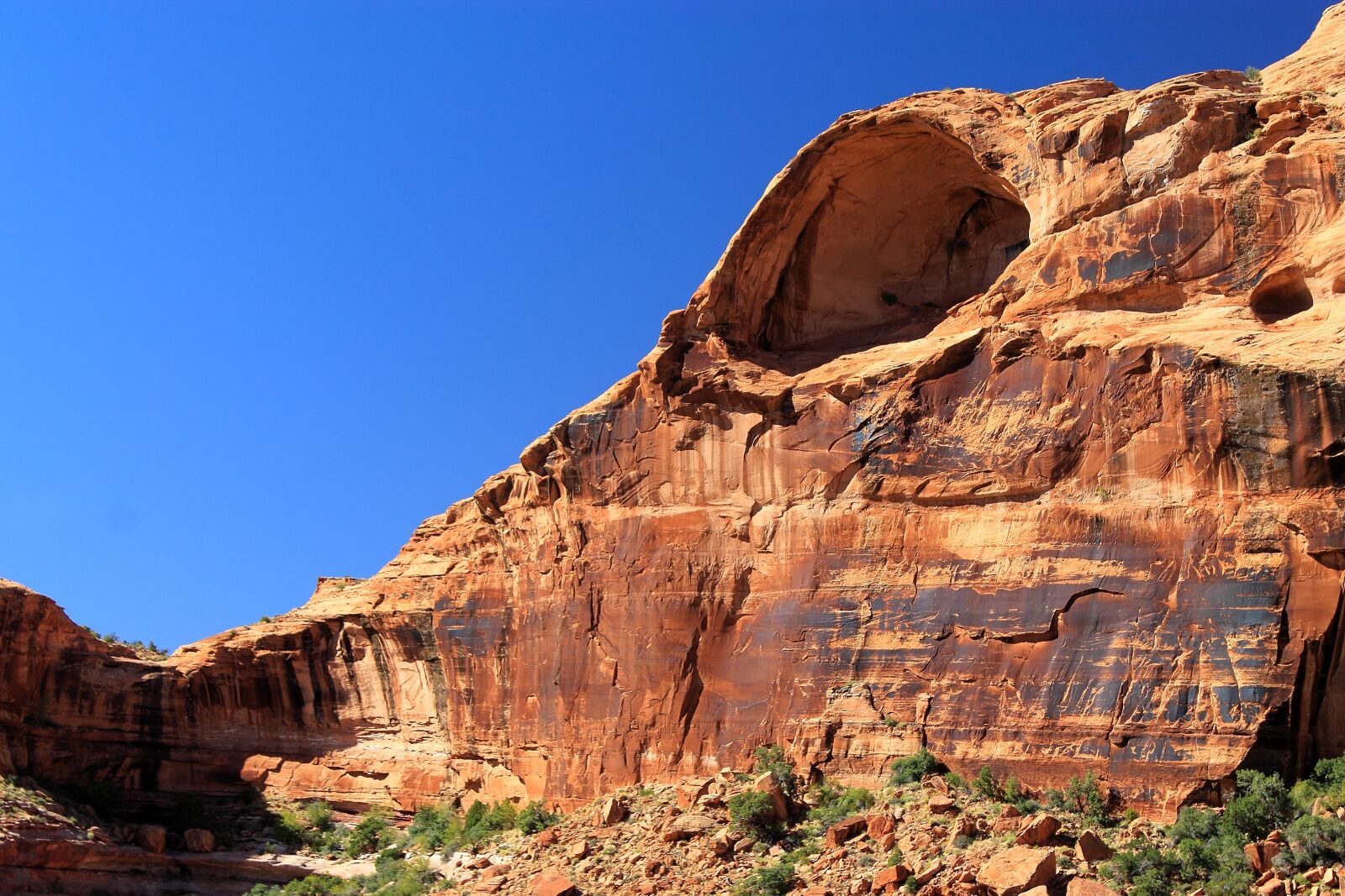 Canon EOS 1100D (EOS Rebel T3 / EOS Kiss X50) sample photo. Canyon lands, arch, sandstone photography