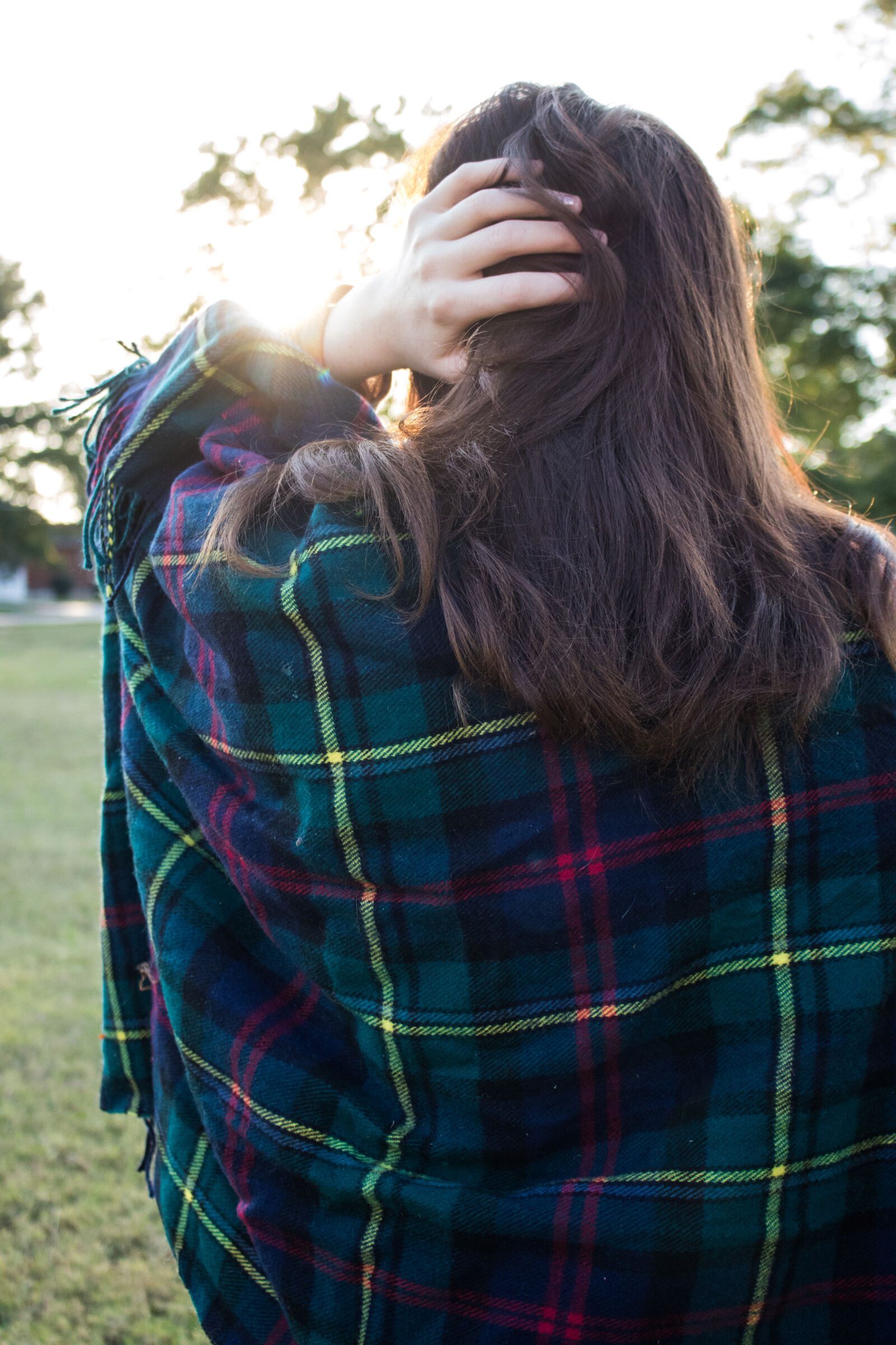 Canon EOS 750D (EOS Rebel T6i / EOS Kiss X8i) sample photo. Blanket, evening, fall, mood photography