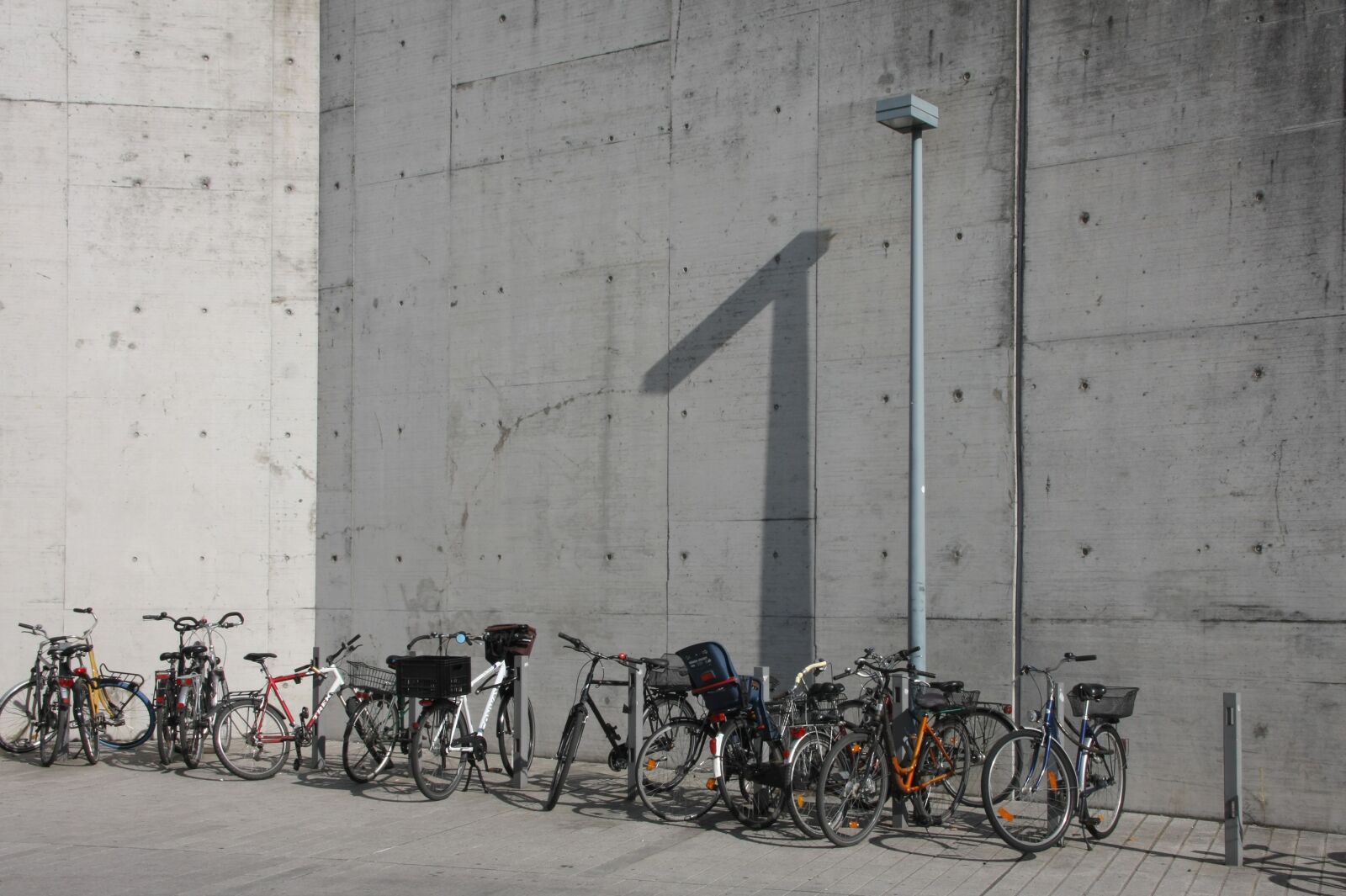 Canon EOS 40D sample photo. Bike racks, bicycles, parking photography