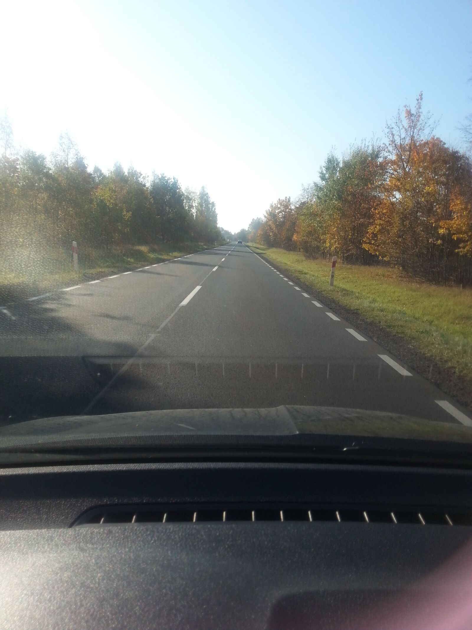 Samsung Galaxy S3 sample photo. Car, the road home photography