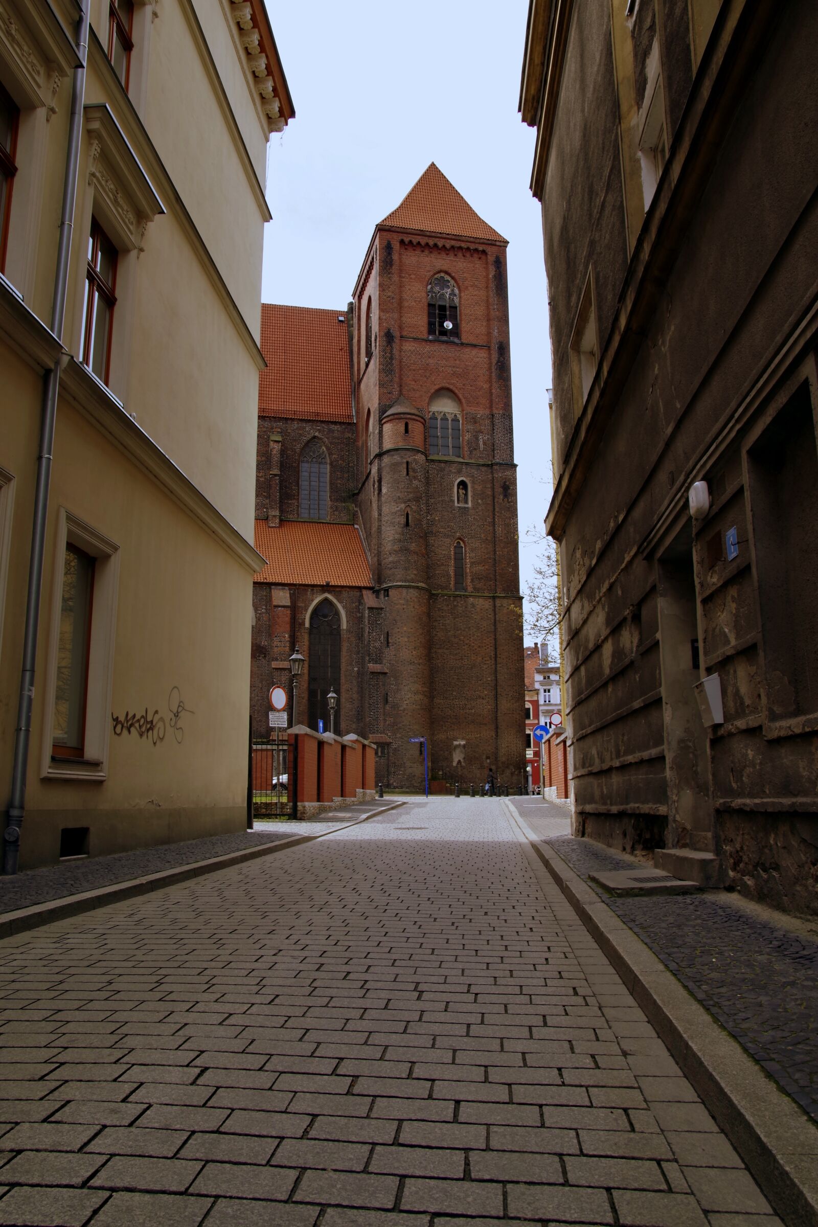 Pentax K-S2 sample photo. Street, city, the cathedral photography